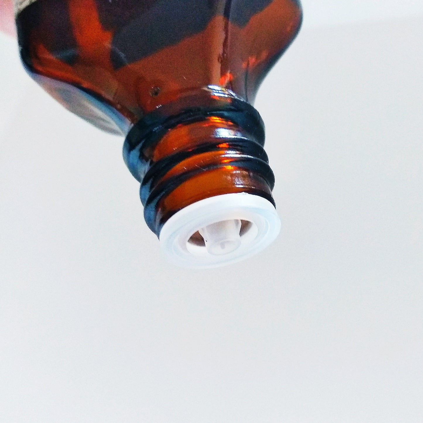 compte goutte huile essentielle